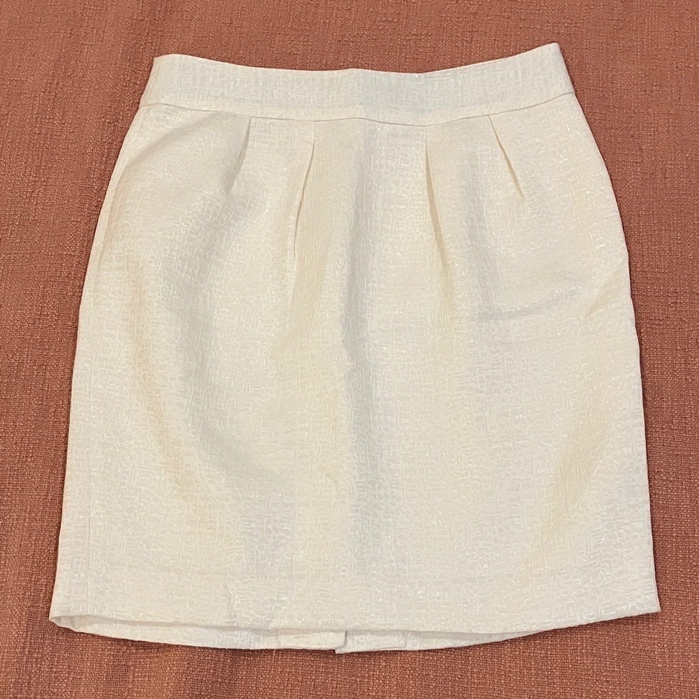 Banana Republic size 4 petites wm’s Cream Pencil Skirt